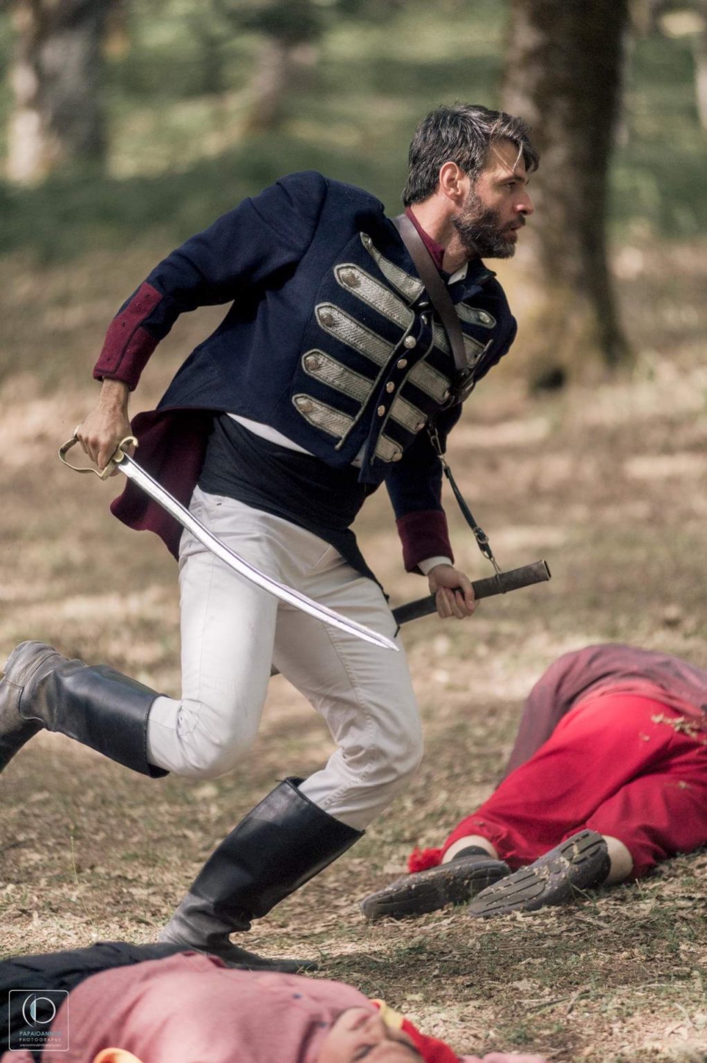 Το «The Dream Of The Brave» ξεκίνησε γυρίσματα με τους Θεοφανία Παπαθωμά, Τεό Θεοδωρίδης, Έλενα Θωμοπούλου, Κωστής Σαββιδάκης, Γεράσιμος Σοφιανός, Δημήτρης Πανατεράκης, Νίνα Λοτσάρη στο ιστορικό δάσος της Φολόης και στην Πηνεία υπό την αιγίδα της περιφέρειας πολιτισμού